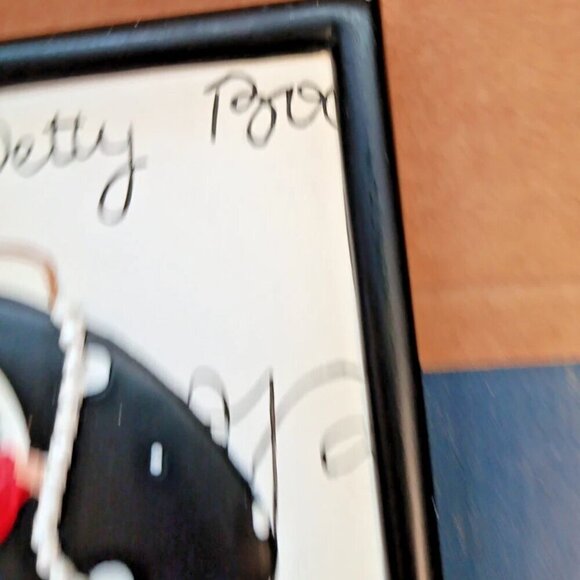 Betty Boop Wall Plaque 3D Purse Frame Necklace 2005 King Features Cartoon Classi - Picture 5 of 7